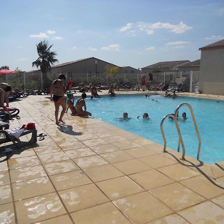 Appartement 4 Personnes 541 Les Jasses De Camargue ガラルグ・ル・モンテュ エクステリア 写真